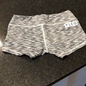 FLEO xsmall original shorts